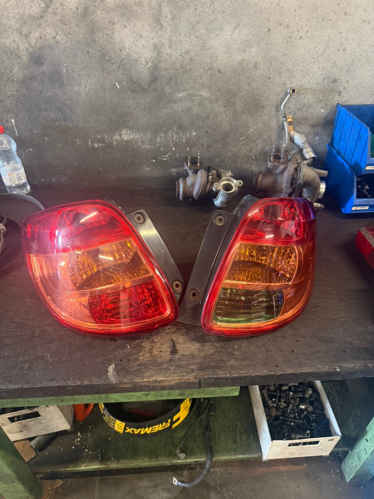 Achter lichten van Nissan Almera 50 euro voor de 2 stuks, Ophalen of Verzenden, Nissan