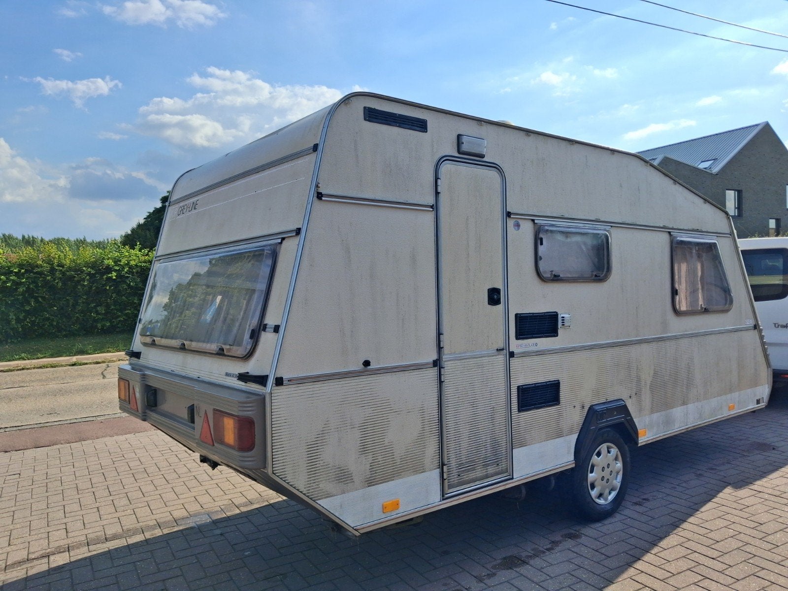 Caravan zonder papieren vaste plaats ofzo, 2 lits séparés, Jusqu'à 5, 4 à 5 mètres, Kip