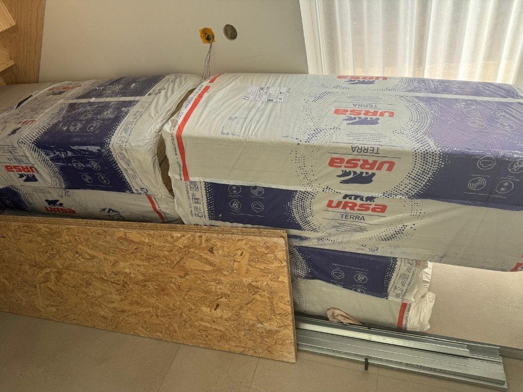 Glaswol Ursacoustic 1350x600x100mm 8pl/pak, Doe-het-zelf en Bouw, Ophalen, 10 tot 15 m², Nieuw, Muurisolatie