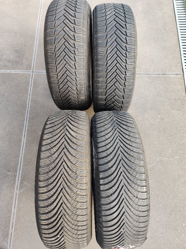 Michelin 4 winterbanden, Pneus hiver, 16 pouces, Véhicule de tourisme, 205 mm