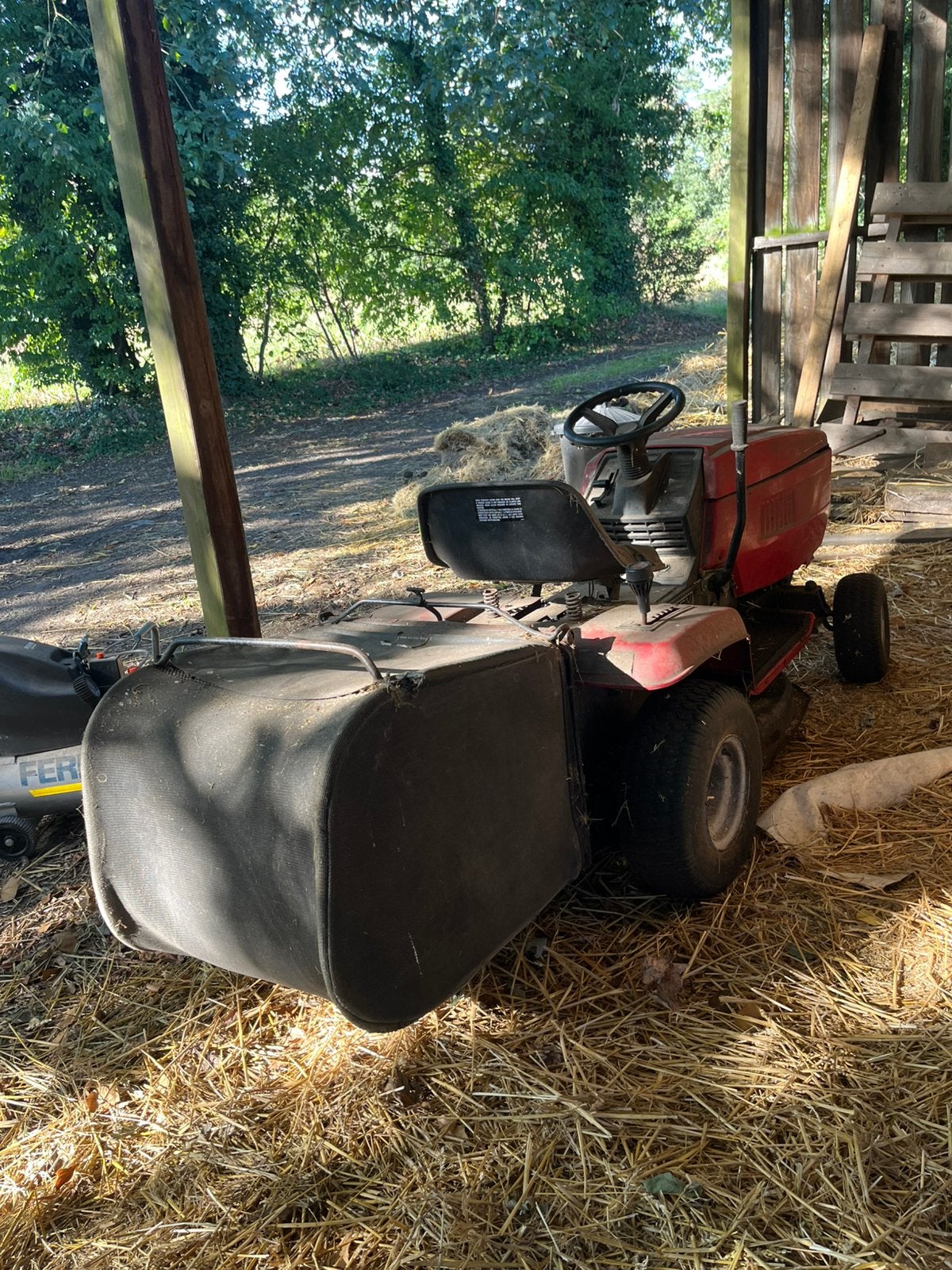 Te koop voor geen zotte prijs, Jardin & Terrasse, Tondeuses autoportées, Enlèvement, Utilisé, Bac de ramassage, Moins de 90 cm