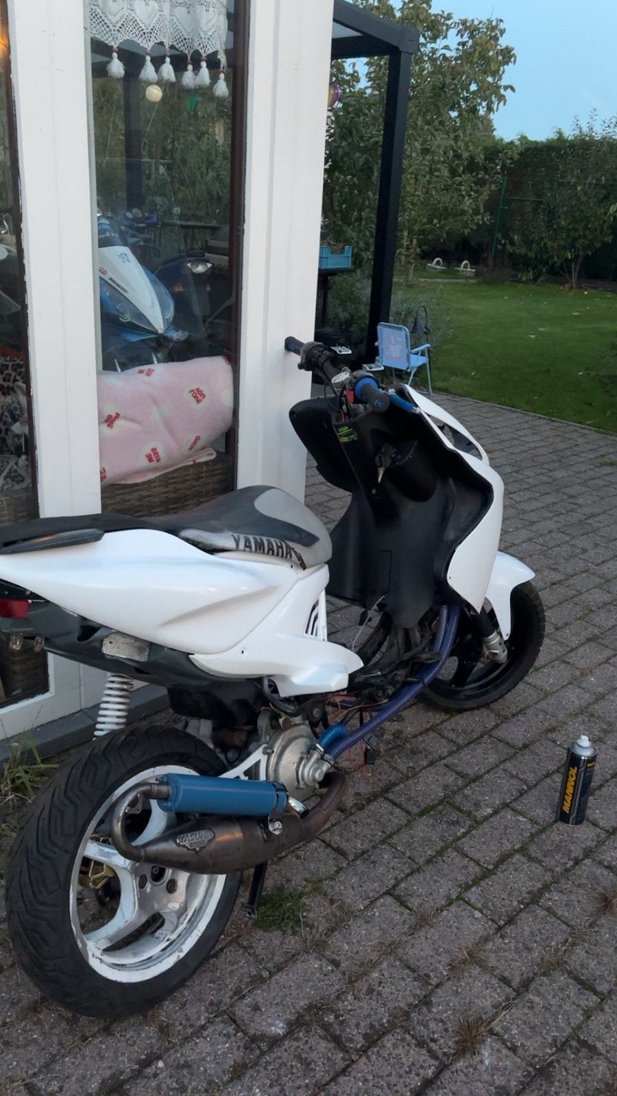 Yamaha aerox/mbk nitro 70cc, Fietsen en Brommers, Ophalen, Zo goed als nieuw, Aerox