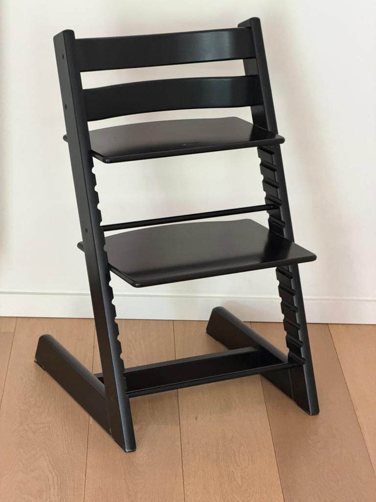 Stokke Tripp Trapp zwart - goede staat, Kinderen en Baby's, Kinderstoelen, Ophalen, Zo goed als nieuw, Meegroeistoel