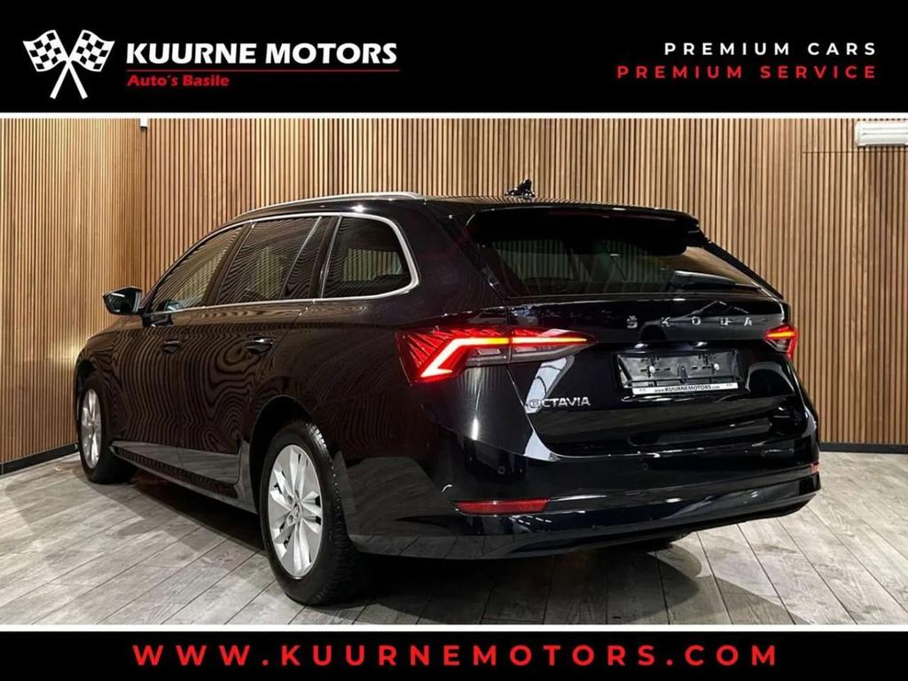 Skoda Octavia Combi 2.0 TDI DSG Led/Cam/Carplay *1j garantie, Auto's, Automaat, Stof, Gebruikt, 4 cilinders