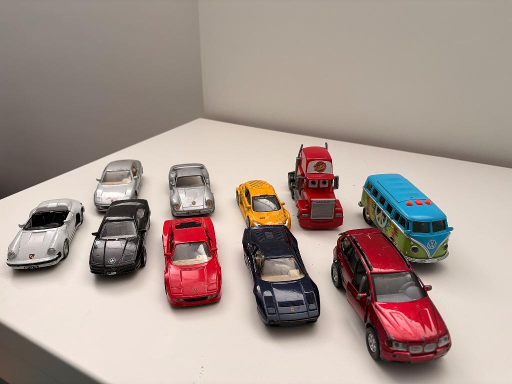 Auto’s speelgoed, Enlèvement, Utilisé
