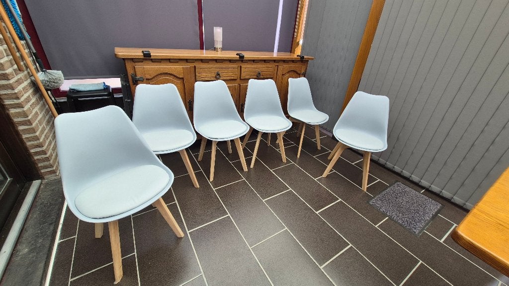 6 chaises modernes, Maison & Meubles, Accessoires pour la Maison | Étagères, Enlèvement, Comme neuf