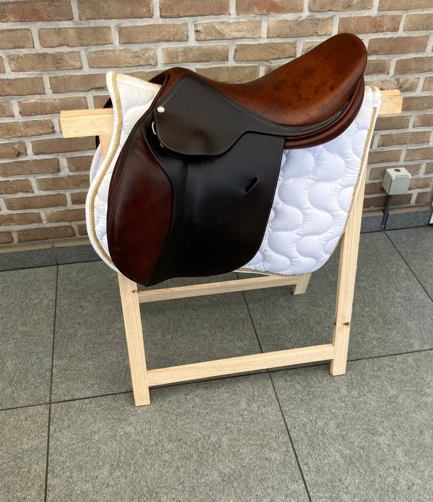 Springzadel Butet 17 inch, Ophalen of Verzenden, Bruin, Stijgbeugels