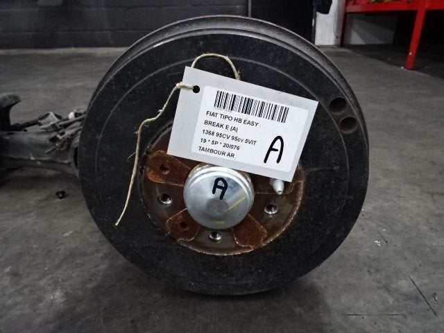 REMTROMMEL ACHTER Fiat Tipo (356H / 357H) (01-2016/10-2020), Gebruikt, Fiat