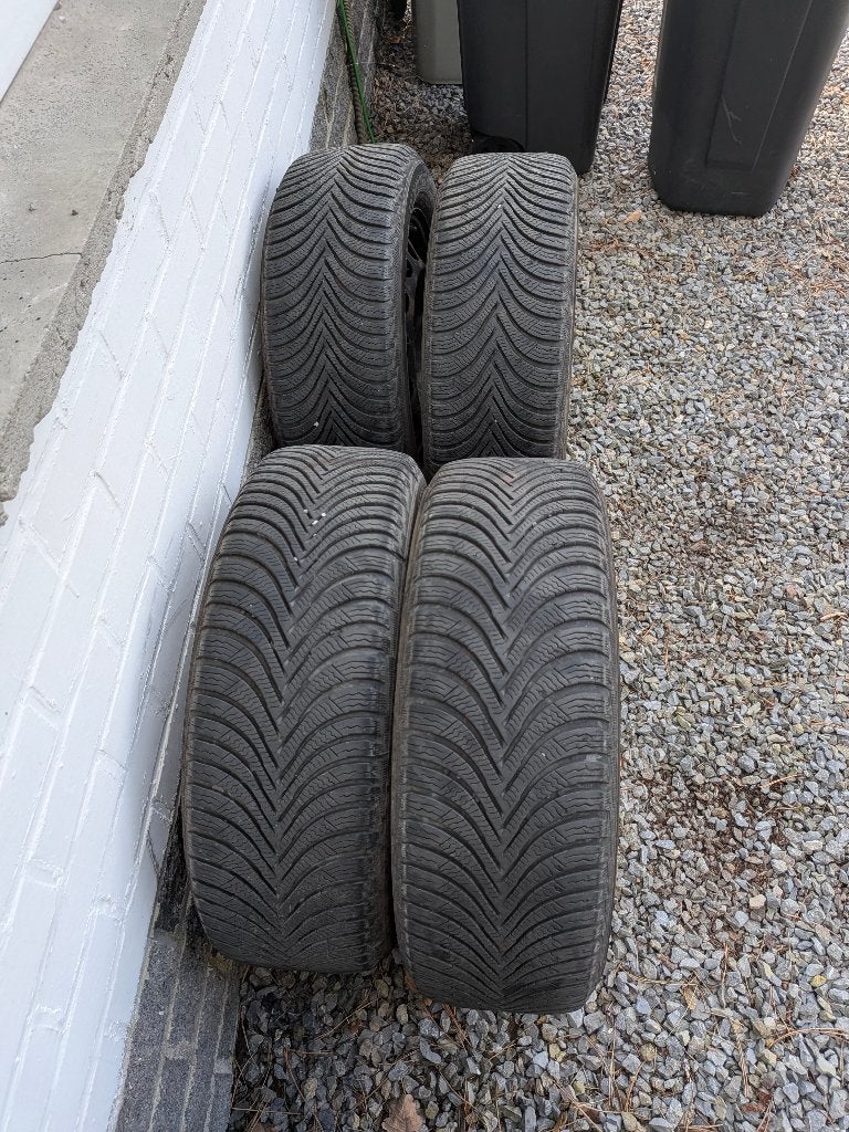 4 roues complètes  pneus hiver Michelin Alpin 5, Pneus et Jantes, Pneus hiver, 16 pouces, Véhicule de tourisme