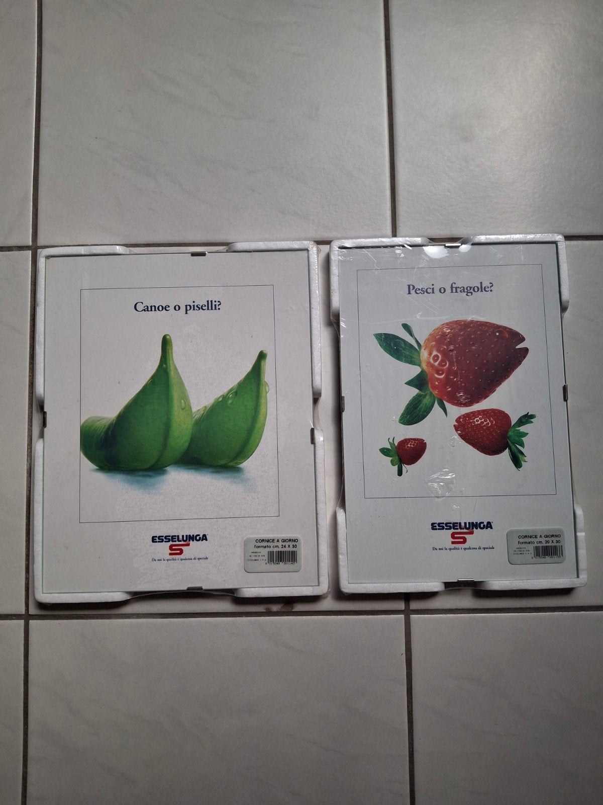 2 nieuwe kaders Esselunga, Antiek en Kunst, Ophalen of Verzenden
