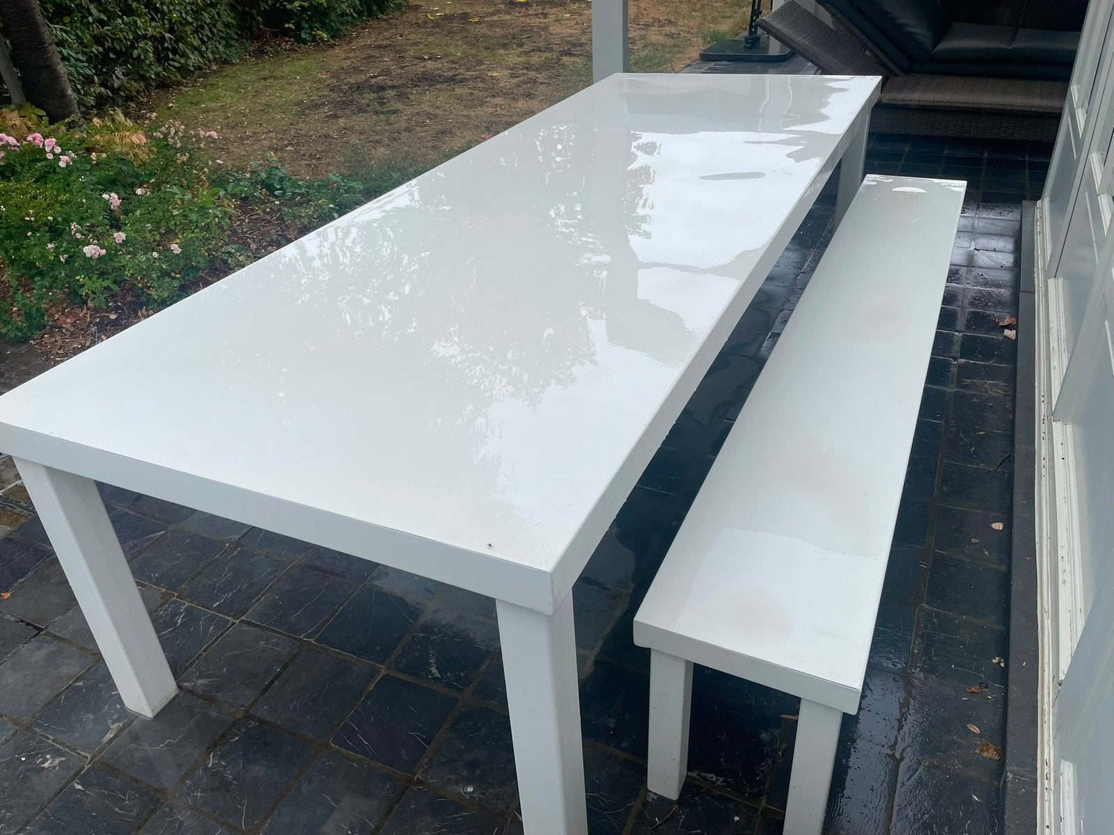 Tafel en bijpassende bank, Ophalen, Zo goed als nieuw