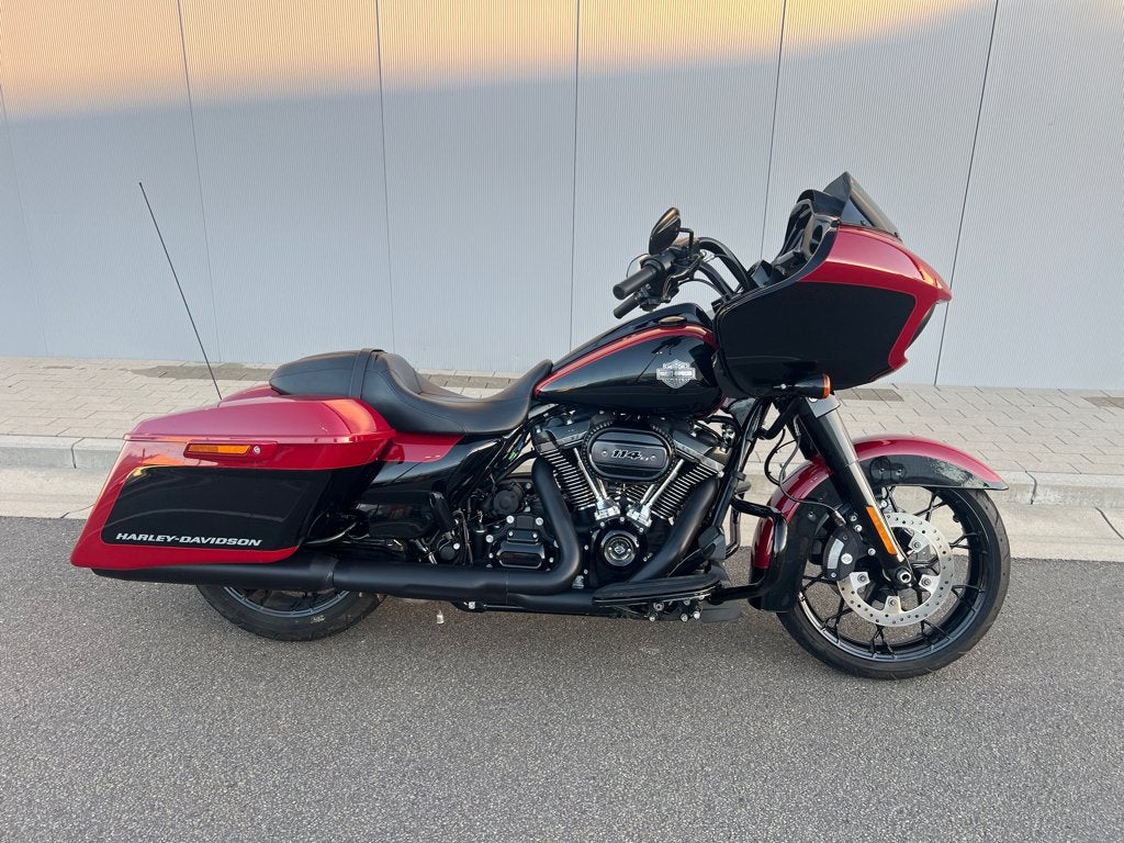 Road Glide - Special 114 -, 2 cilinders, Occasion, Chopper, Bedrijf