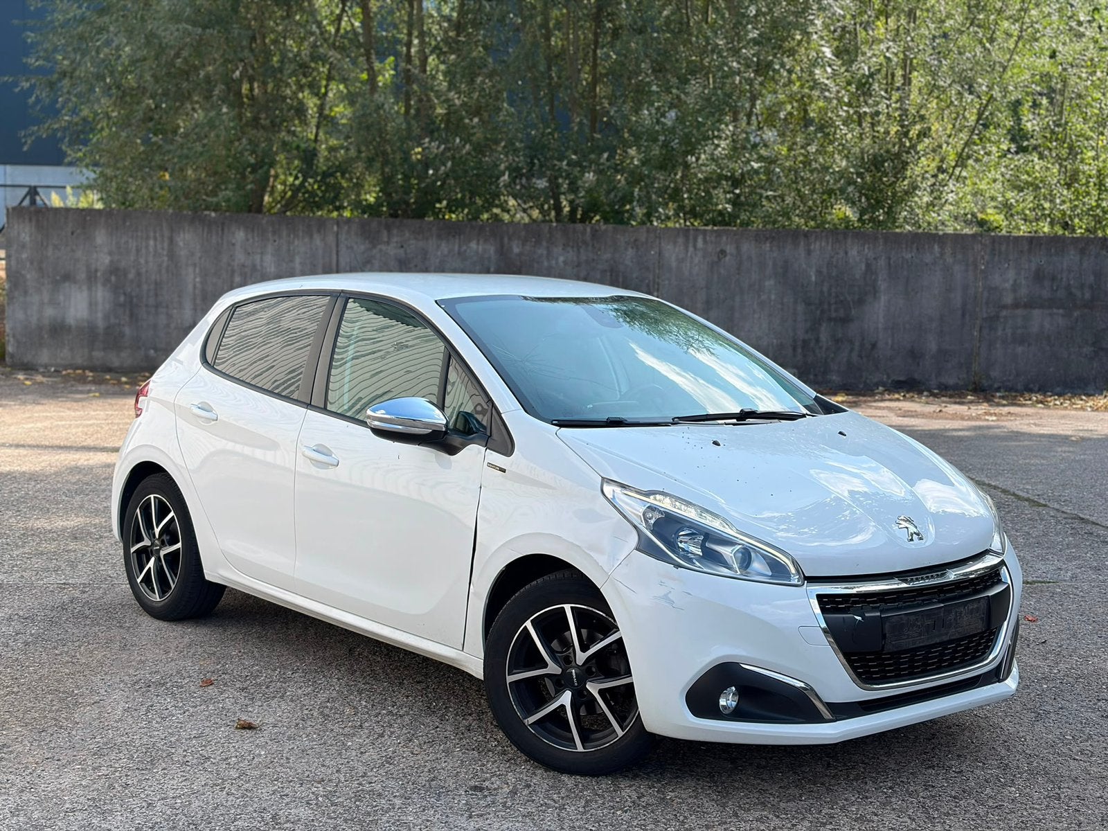 Peugeot 208 2019 1.2 benzine 120.xxx km, Handgeschakeld, Particulier, Te koop, Benzine