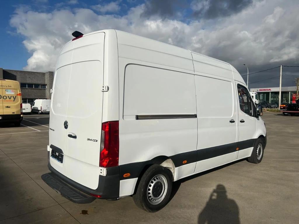 Mercedes-Benz Sprinter 314 - AUTOMAAT - APPLE CARPLAY, Auto's, Bestelwagens en Lichte vracht, Gebruikt, Euro 6, 4 cilinders, 2000 kg