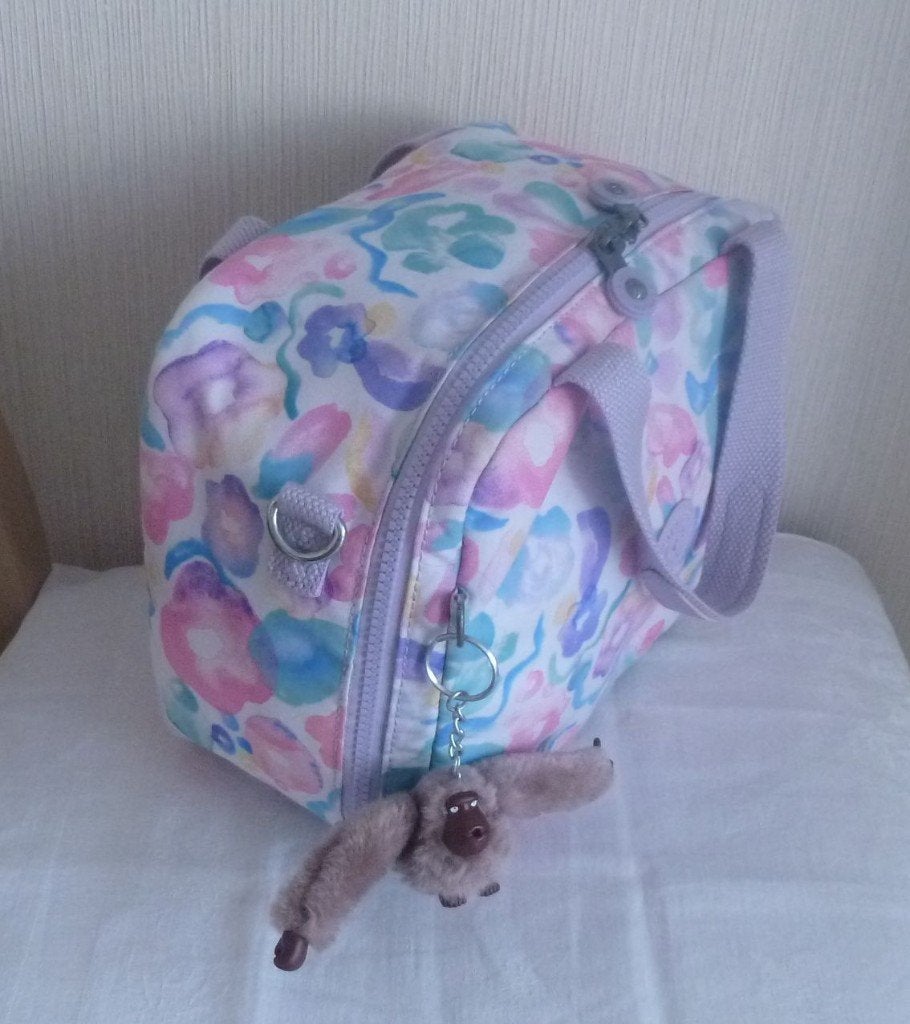 Kipling "Miyo" sac repas isotherme fleurs pastels + singe, Enlèvement ou Envoi, Utilisé