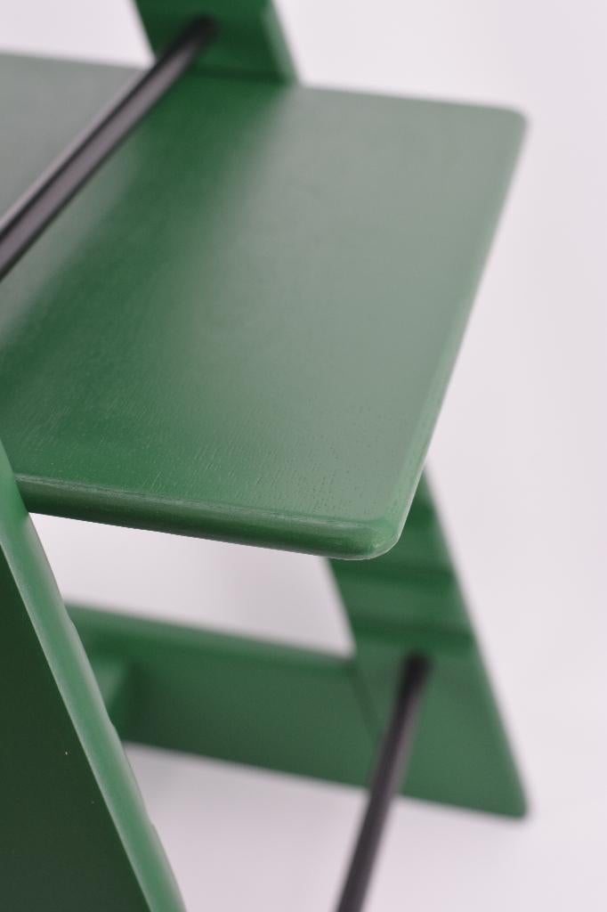 Stokke Tripp Trapp Forrest Green — Modèle reconditionné, Envoi, Comme neuf, Chaise évolutive, Ceinture(s)