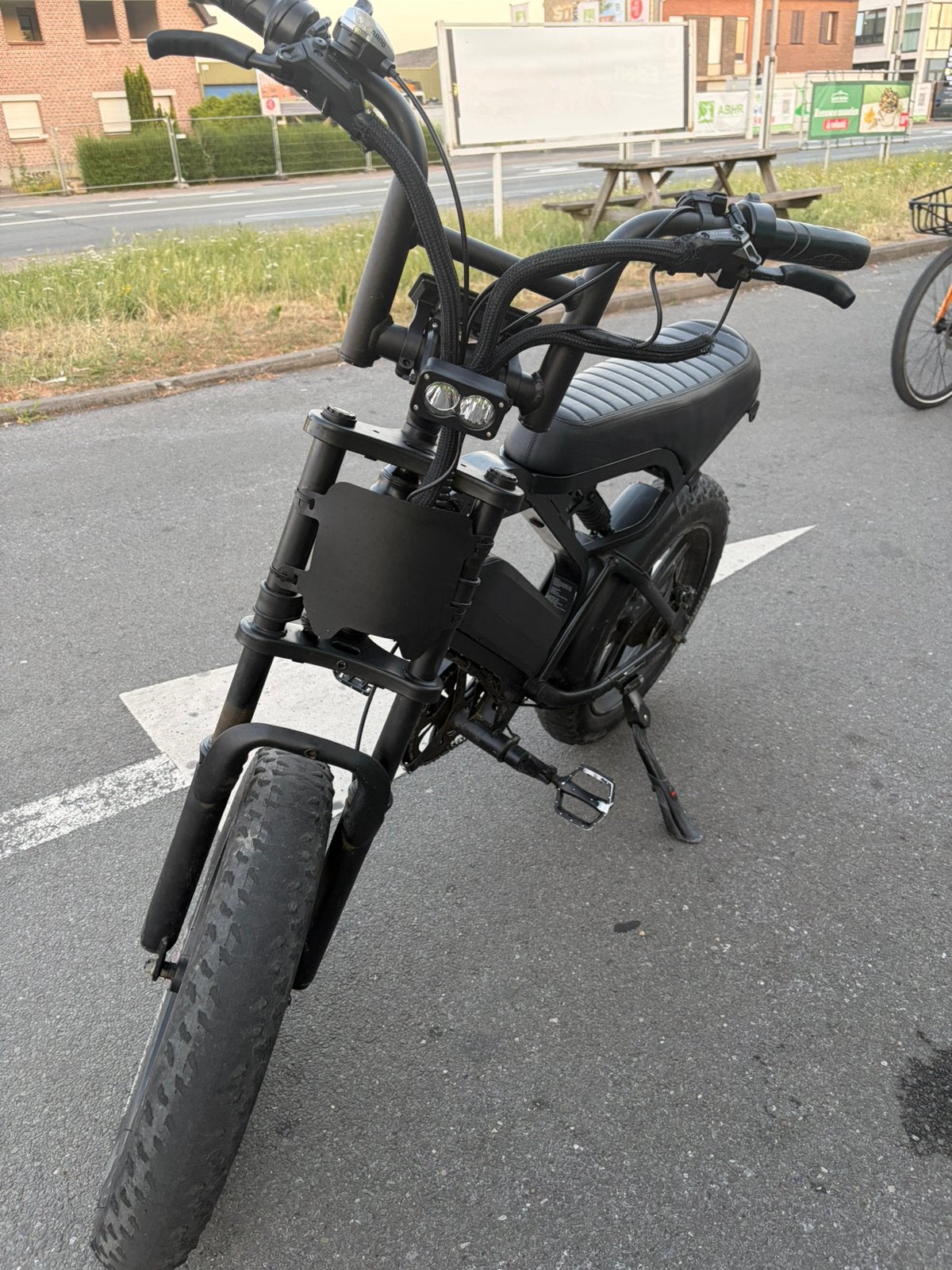 V20 pro, Autres marques, 7 vitesses, 0 cm³, Enlèvement