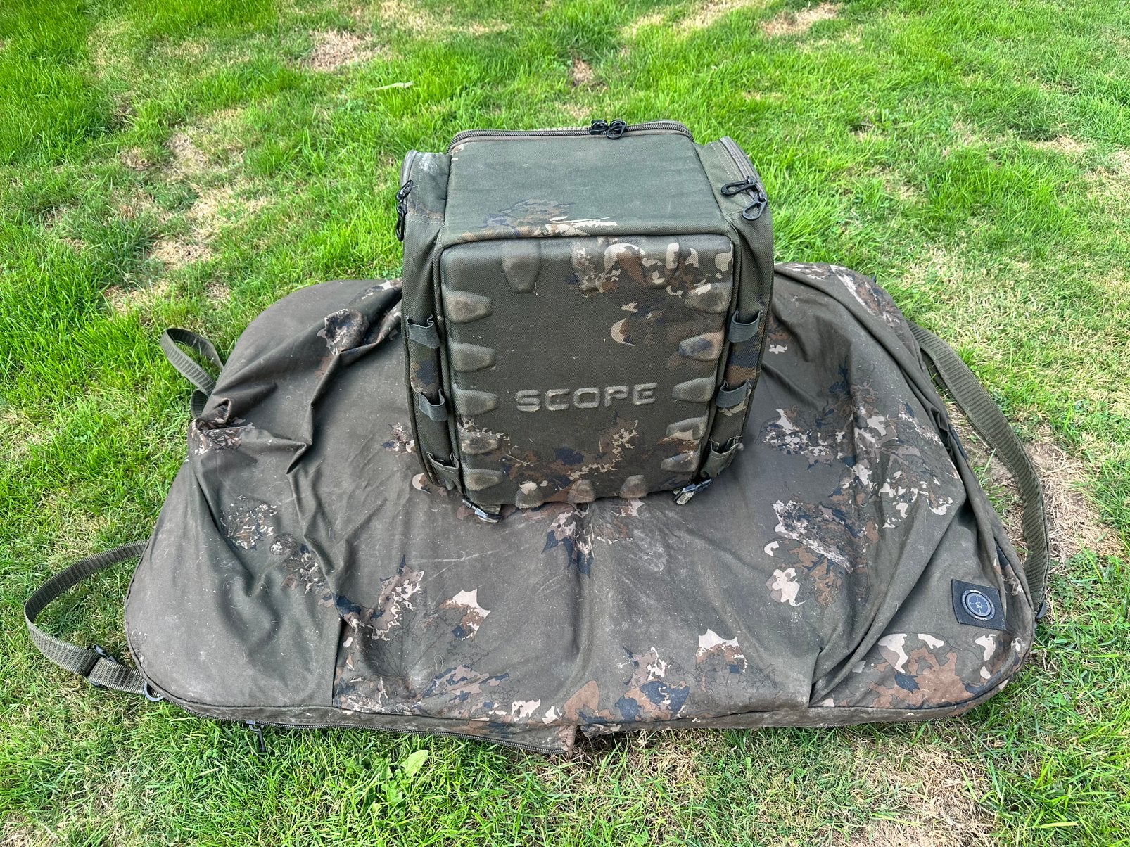 Nash recon + scope onthaakmat, Enlèvement, Comme neuf
