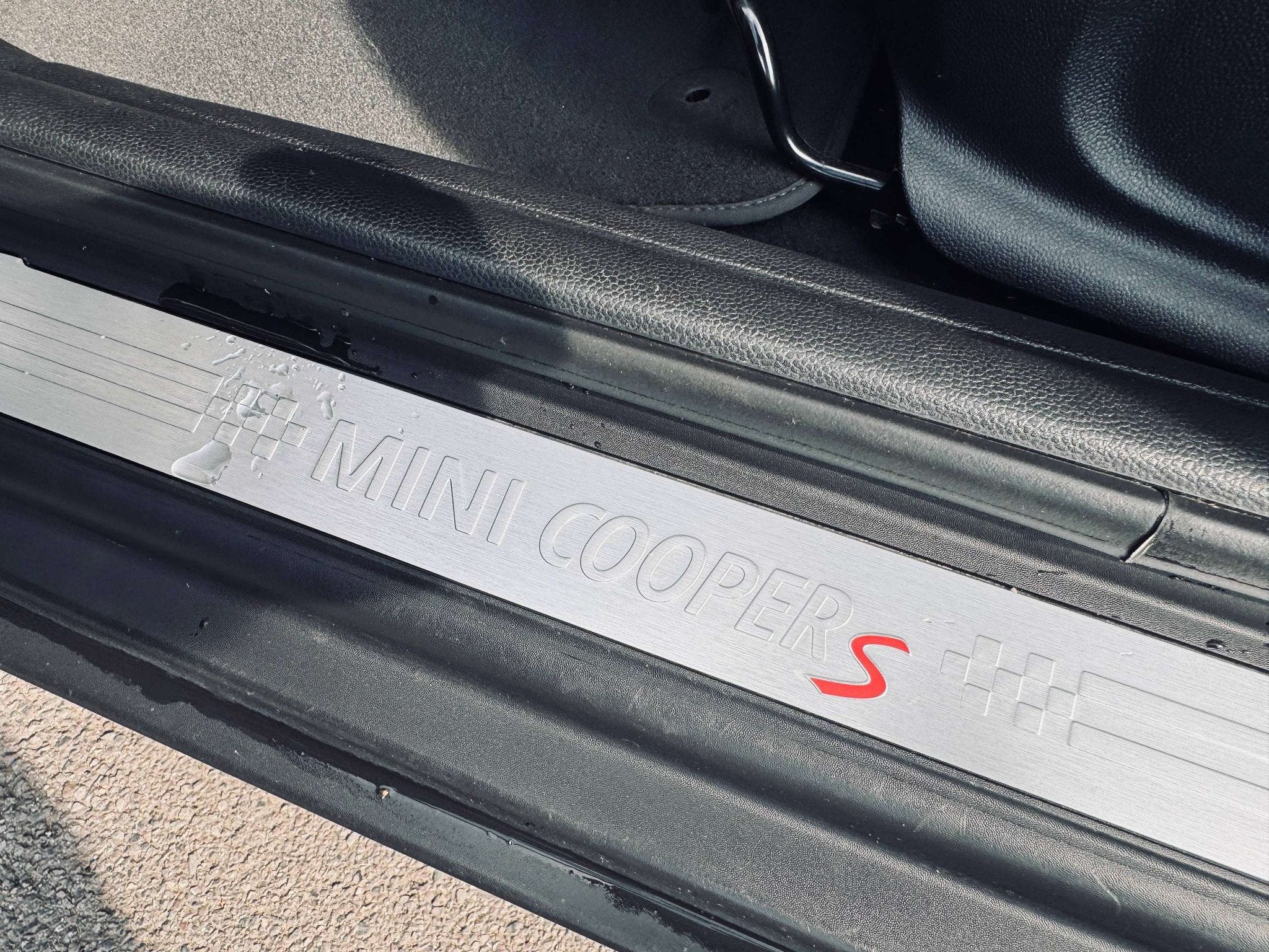 MINI Cooper S Mini 2.0 Cooper S, Cuir, NAvi, Garantie 1 An, Cuir, Argent ou Gris, Achat, Euro 6