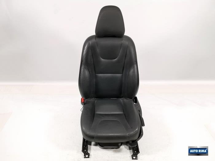 Siège gauche d'un Volvo V60, -, 3 mois de garantie, -, -