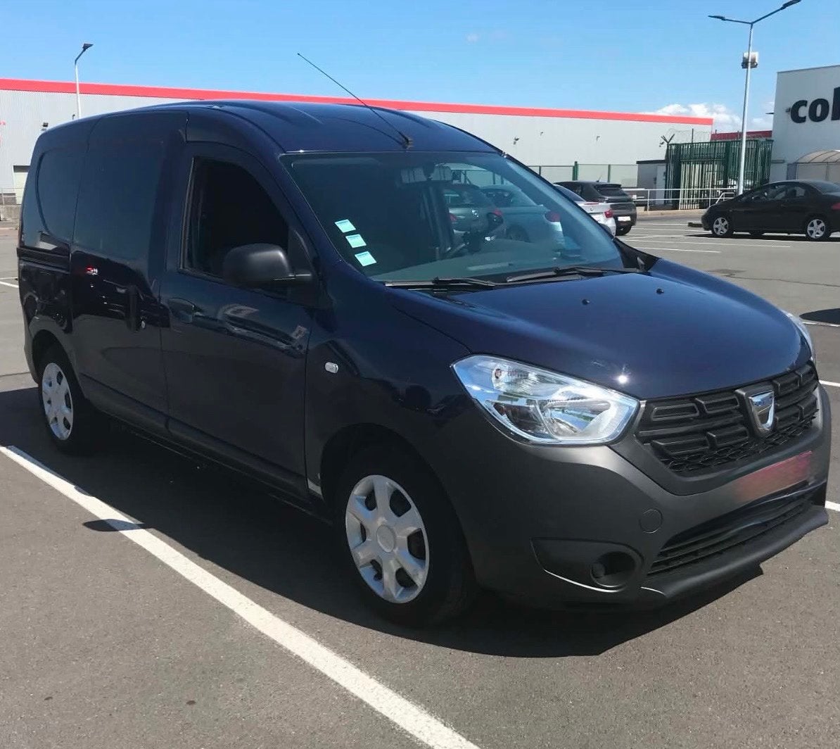 Cargo léger Dacia Dokker, Autos, Dacia, Achat, 6 portes, Euro 6