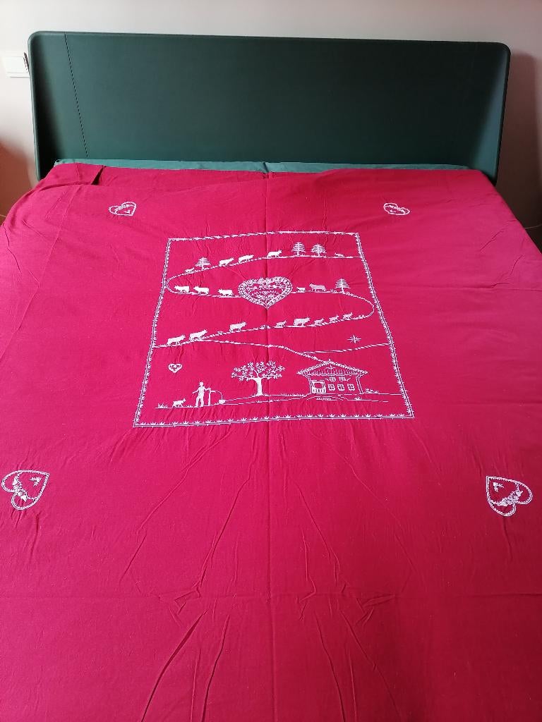 Housse de couette 200 x 220cm, Enlèvement, Comme neuf, Rouge, Housse de couette