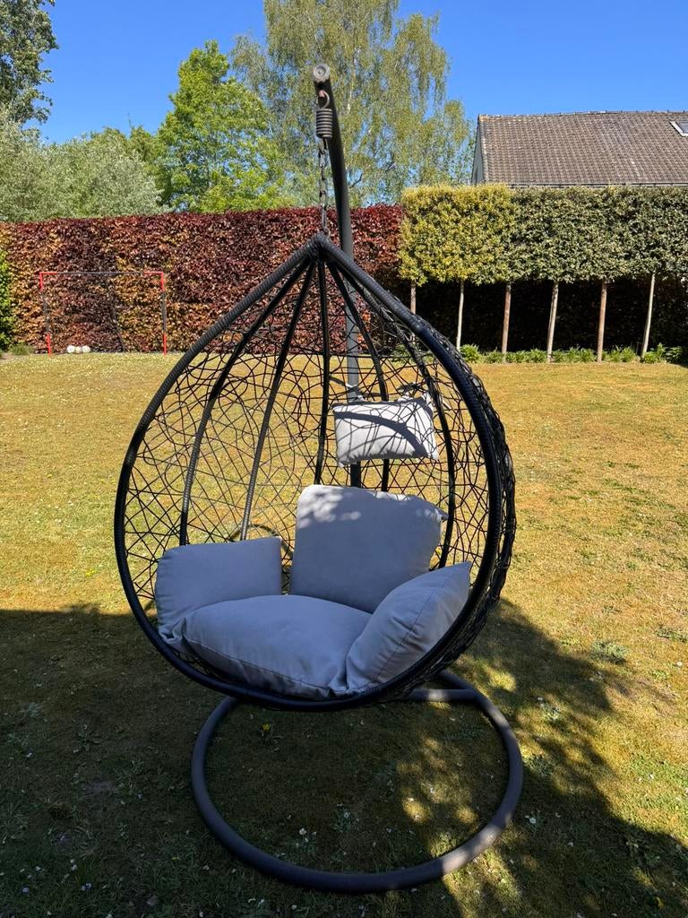 Luxe hangstoel met lounge kussens, Ophalen, Gebruikt