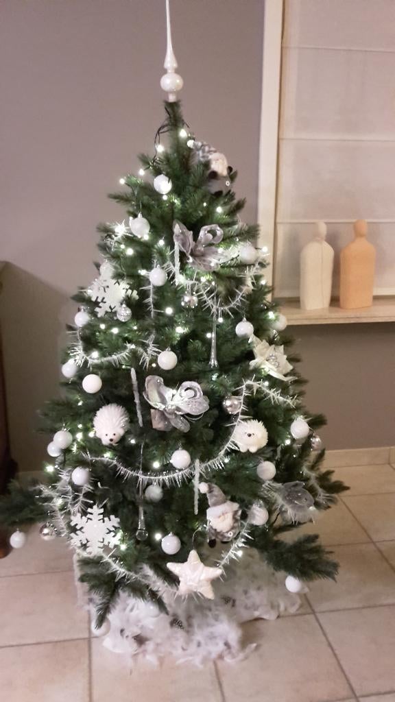 kerstboom met versiering, Huis en Inrichting, Ophalen
