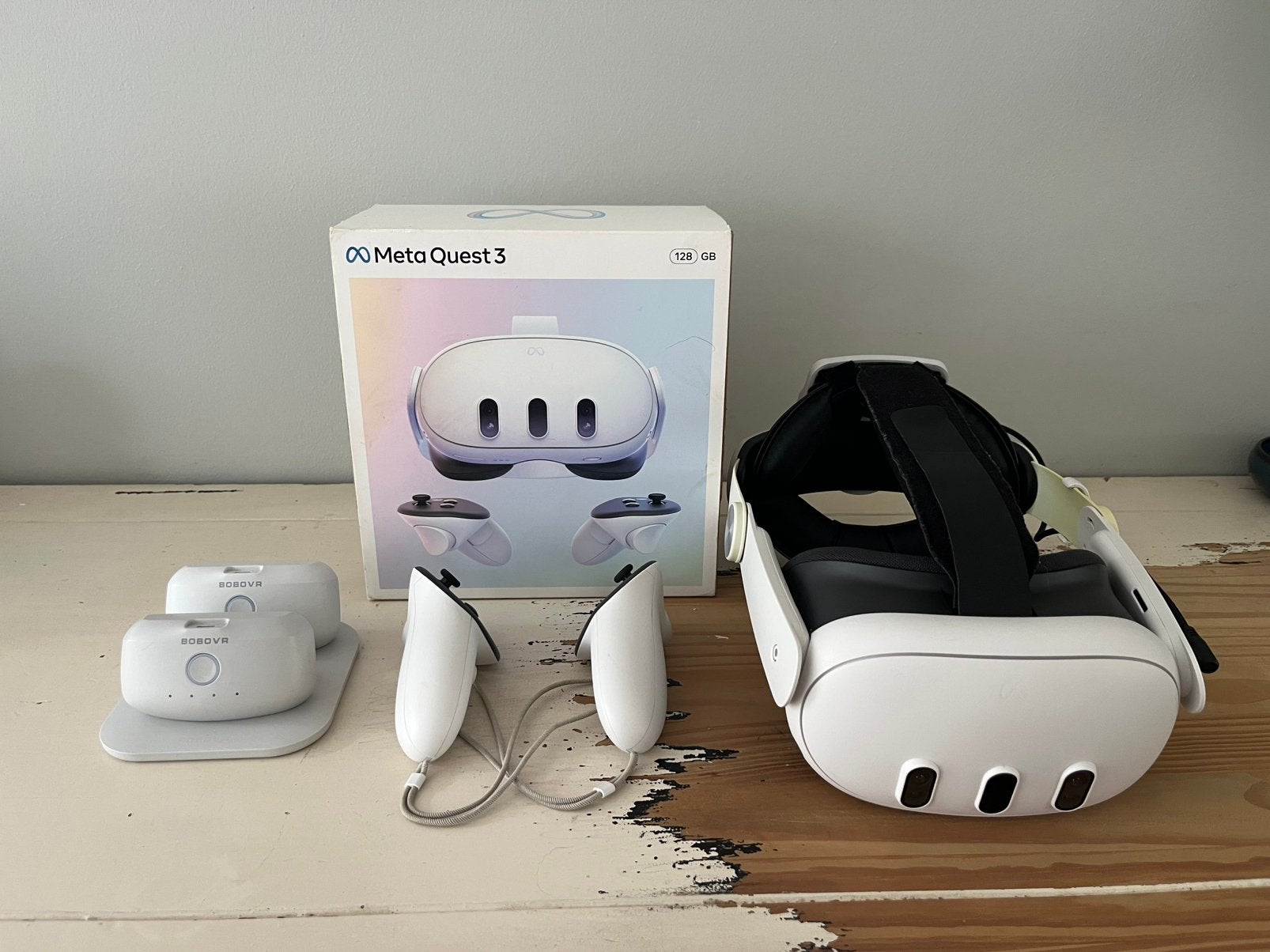 Meta Quest 3 128GB - zeer goede staat + 2 BoboVR batterijen, Enlèvement, Comme neuf, Lunettes VR, Autres plateformes