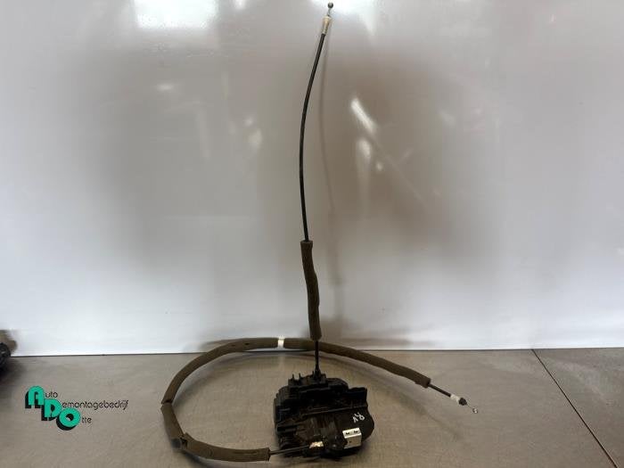 Deurslot Mechaniek 4Deurs rechts-voor van een Nissan Note (N, Gebruikt, -, -, Ophalen of Verzenden