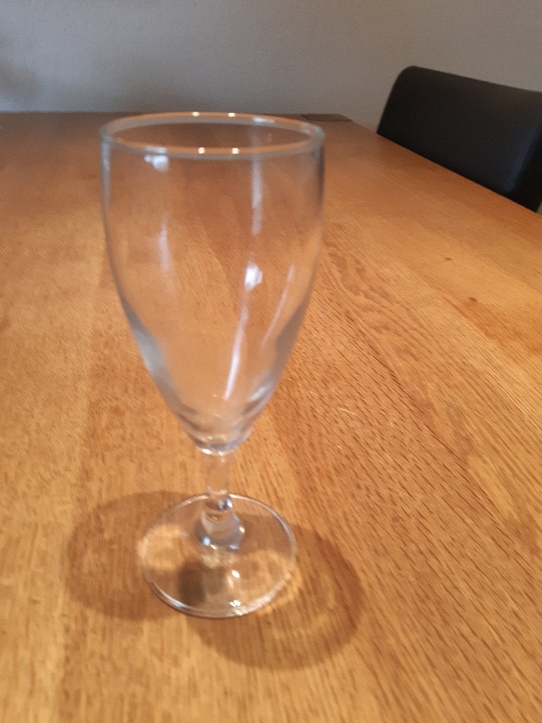 wijnglas, Huis en Inrichting, Ophalen of Verzenden, Zo goed als nieuw, Glas of Glazen