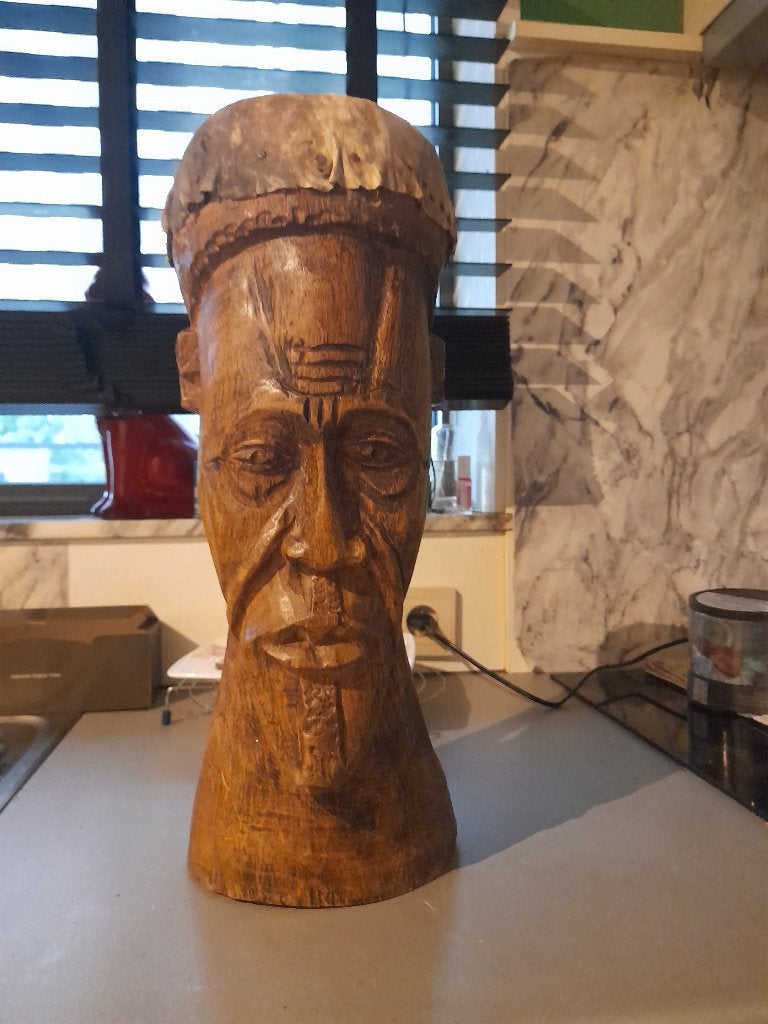 afrikaanse beeld als tam tam met geitenleer, Enlèvement