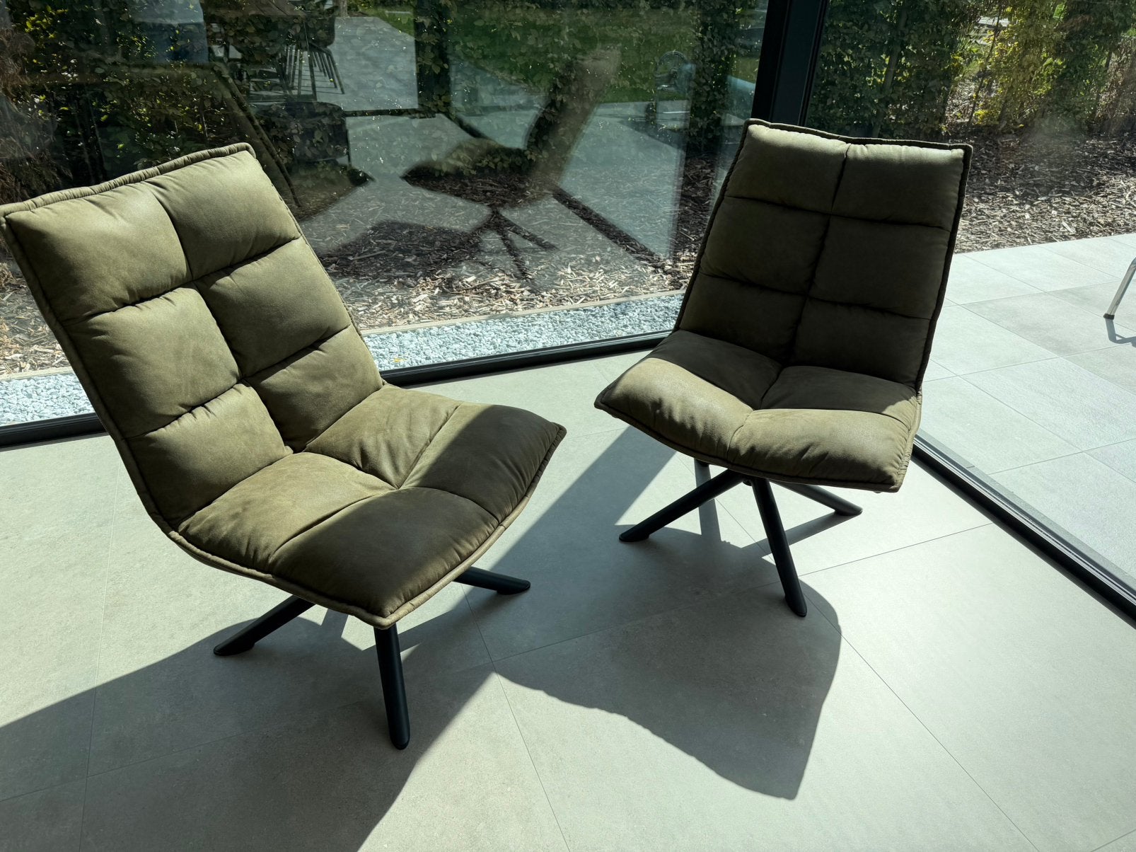 2 Draai fauteuils, Ophalen, Zo goed als nieuw