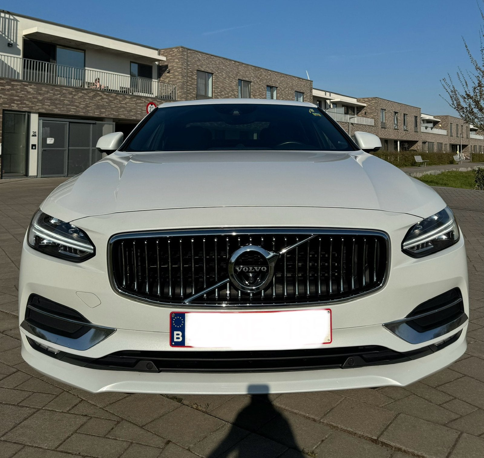 Volvo S90 - D5 - AWD INSCRIPTION GEARTRONIC, Cuir, Achat, 1800 kg, Entretenue par le concessionnaire