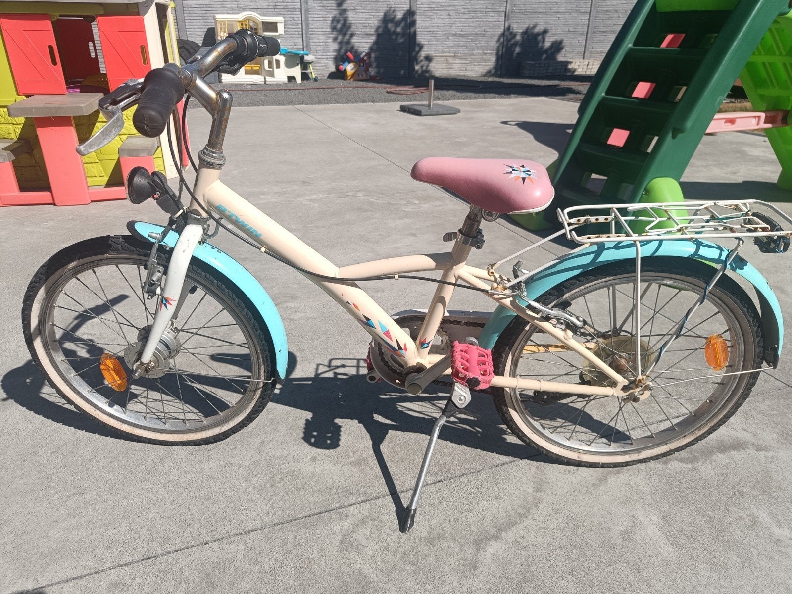 kinderfiets b-twin, Fietsen en Brommers, Ophalen, Gebruikt, Velgrem, Versnellingen