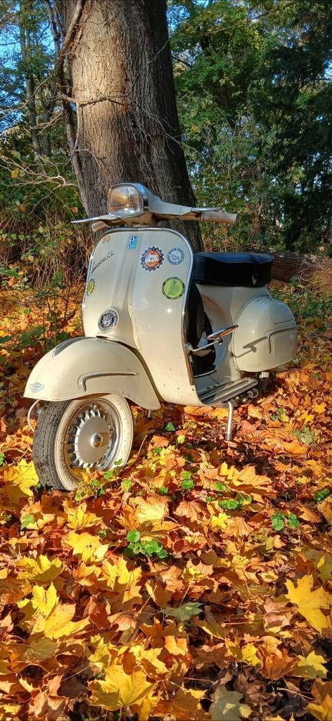 Vespa, Fietsen en Brommers, Ophalen