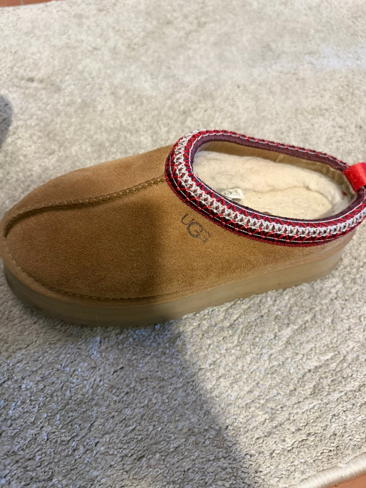 Ugg, Vêtements | Femmes, Chaussures, Enlèvement, Comme neuf