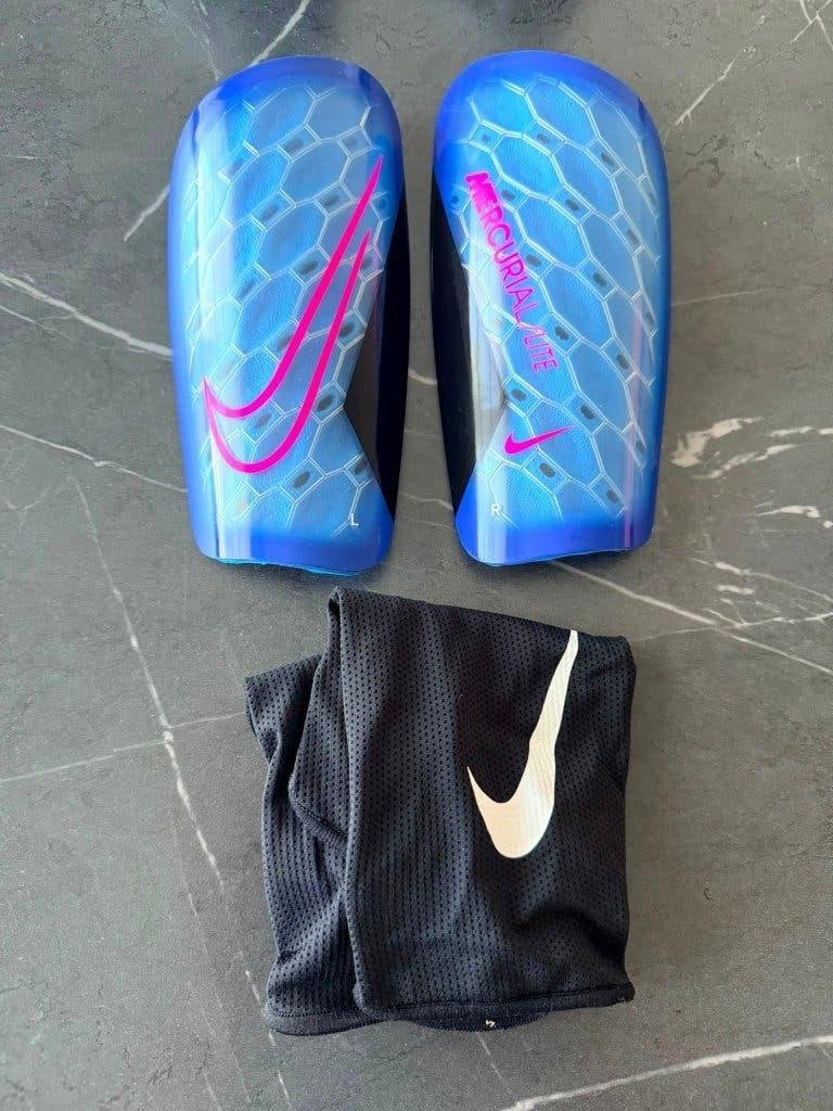 Nike mercurial scheenbeschermers, Maat L, Ophalen of Verzenden, Nieuw, Overige typen