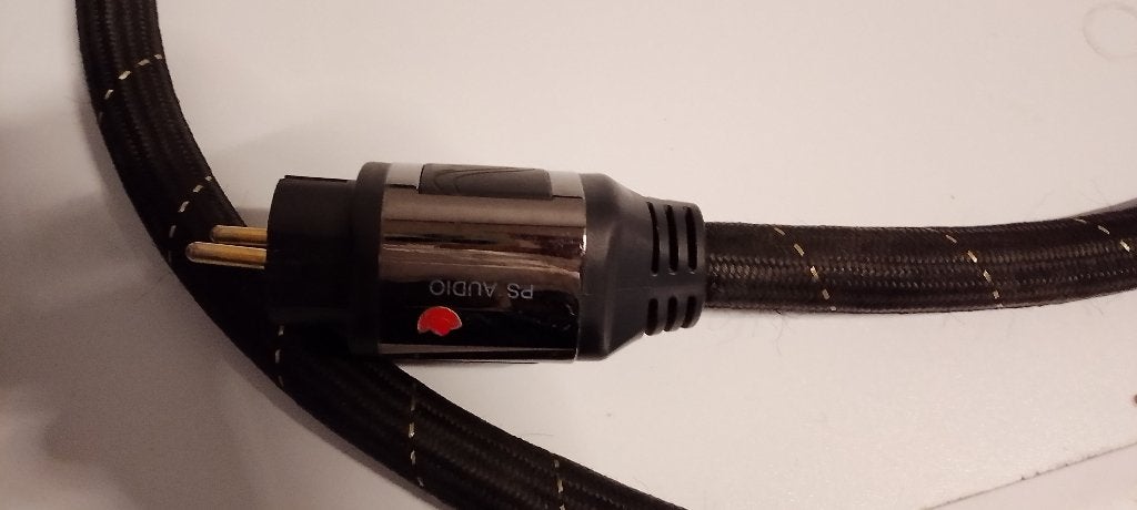 Ps audio câble d'alimentation perfect wave ac12, TV, Hi-fi & Vidéo, Enlèvement ou Envoi, Utilisé, Moins de 2 mètres, Autres câbles
