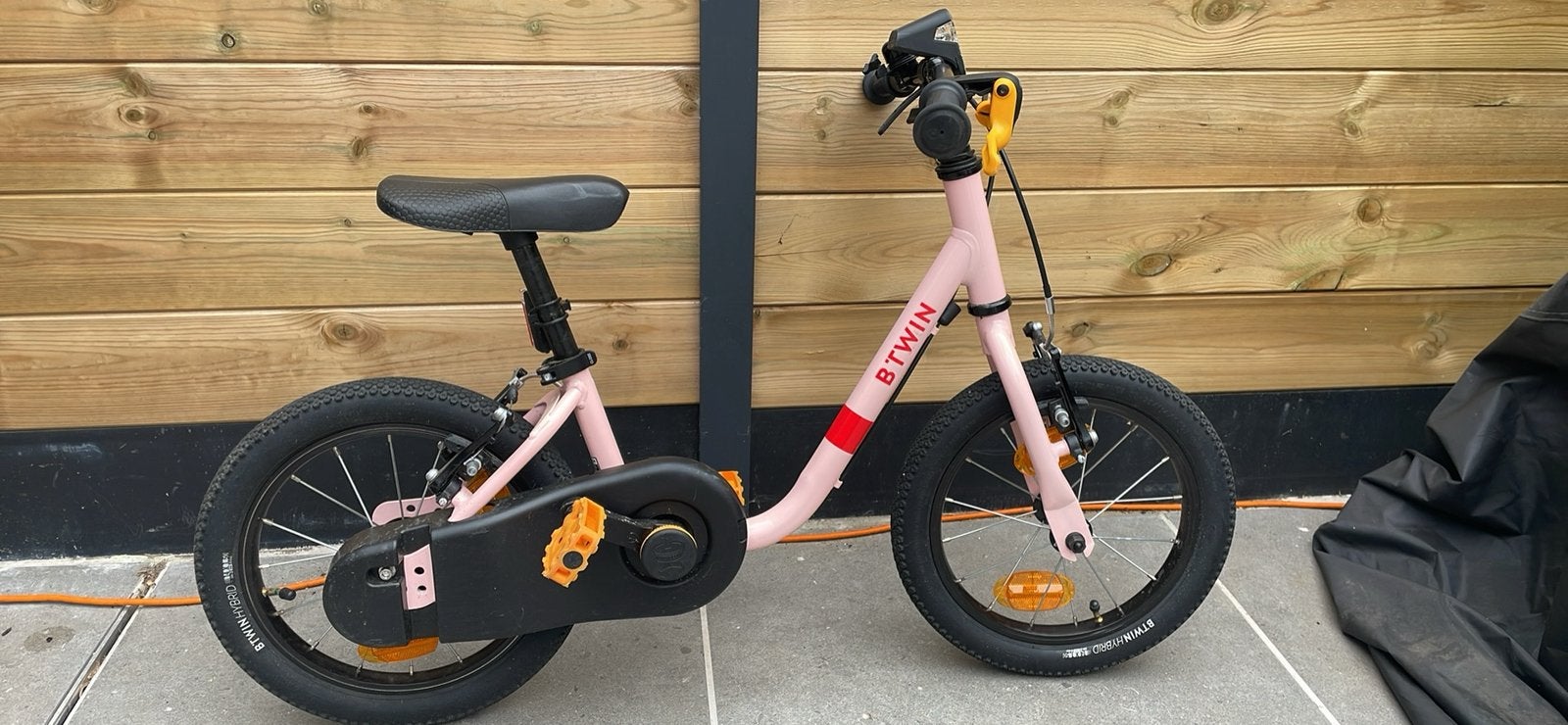 Kinderfiets 14 inch (ook als loopfiets te gebruiken), Ophalen, Zo goed als nieuw, Schijfrem, Minder dan 16 inch