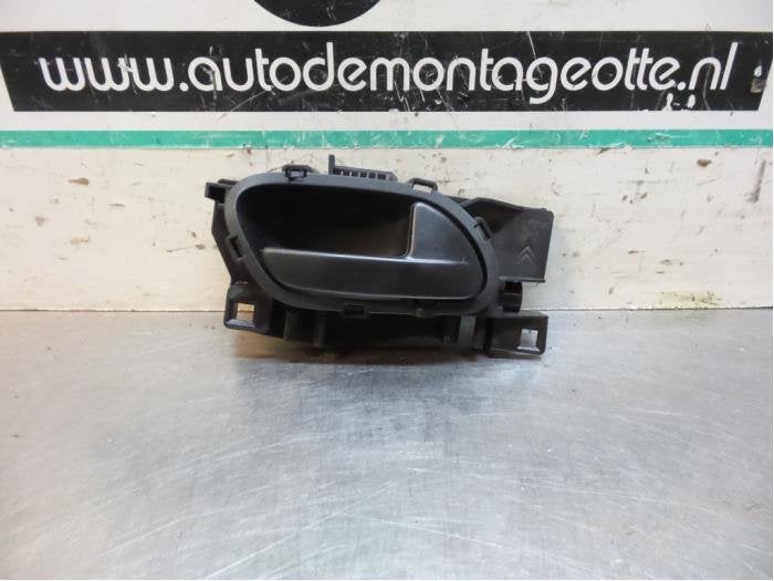 Poignée portière 2portes droite d'un Peugeot Partner (Part, -, 3 mois de garantie, Utilisé, -