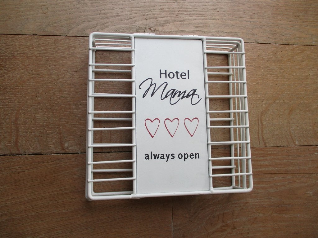 servethouder ijzeren met tekst hotel mama always open, Enlèvement ou Envoi