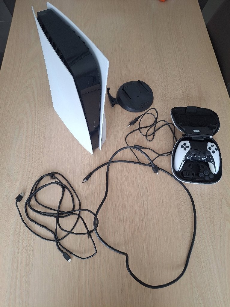 PS5 1TB disc edition + edge controller, Consoles de jeu & Jeux vidéo, Consoles de jeu | Sony PlayStation 5, Utilisé, Playstation 5