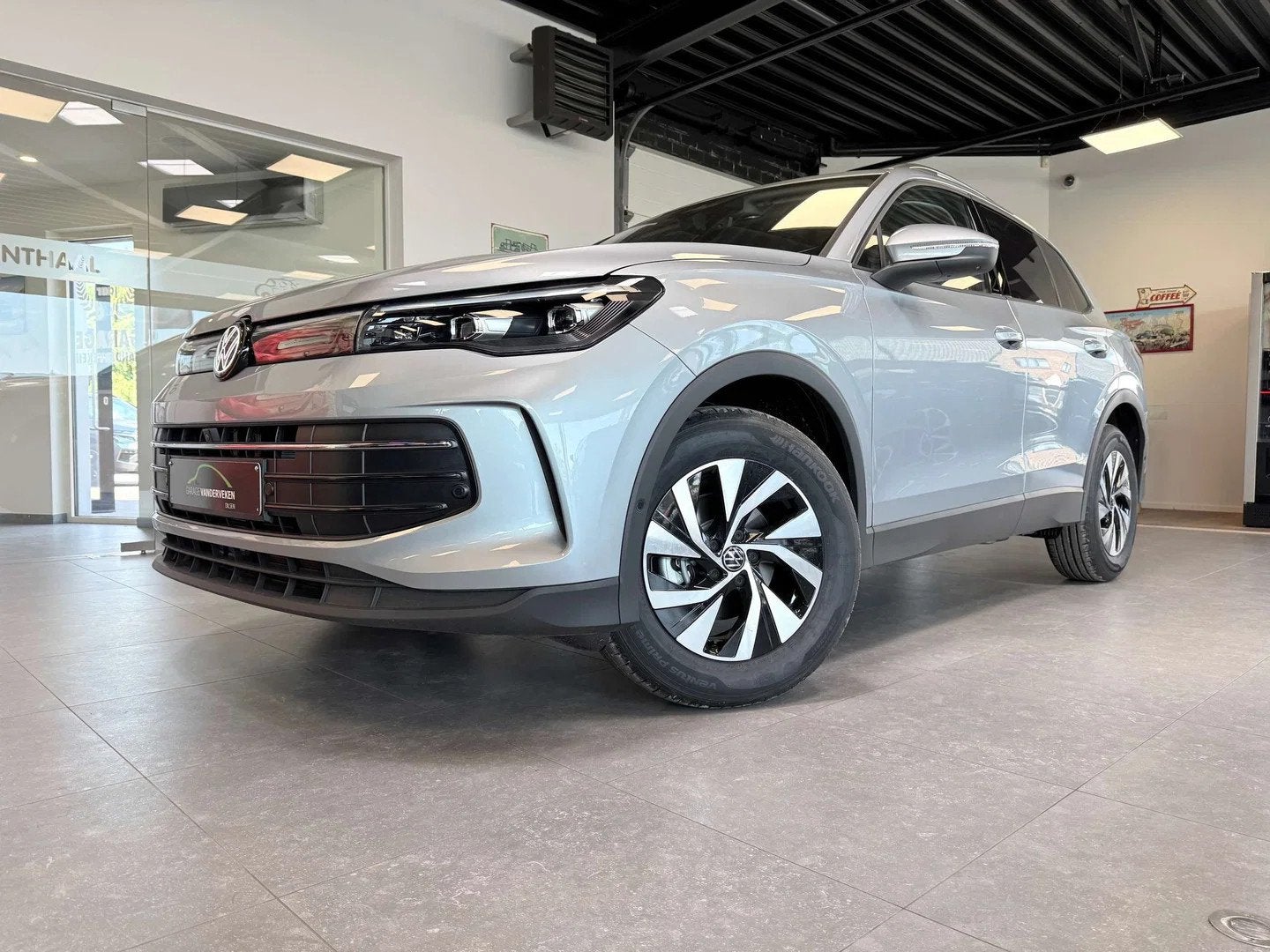 Volkswagen Tiguan Tiguan 1.5 eTSI PANO-DAK Life plus OPF DSG, Autos, Volkswagen, Neuf, Achat, 110 kW, Noir