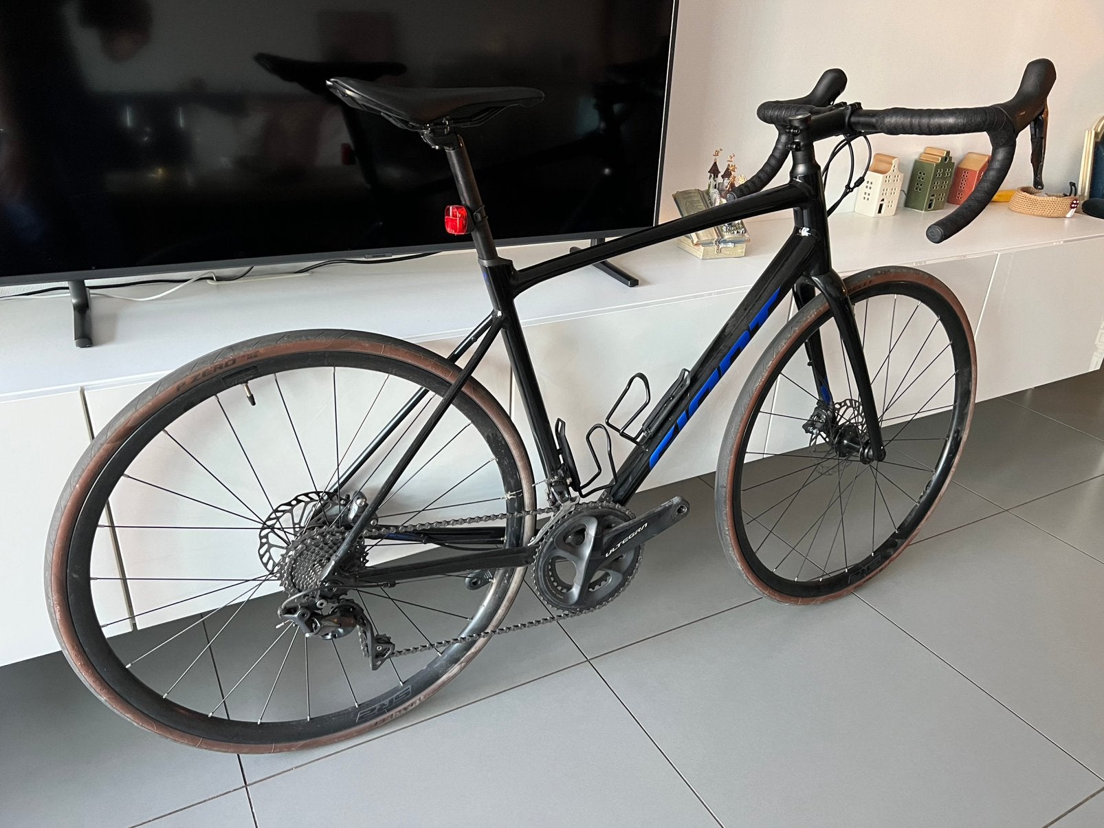 OPPORTUNITÉ DE JEU AR4 GIANT, Vélos & Vélomoteurs, Enlèvement, Comme neuf, Giant