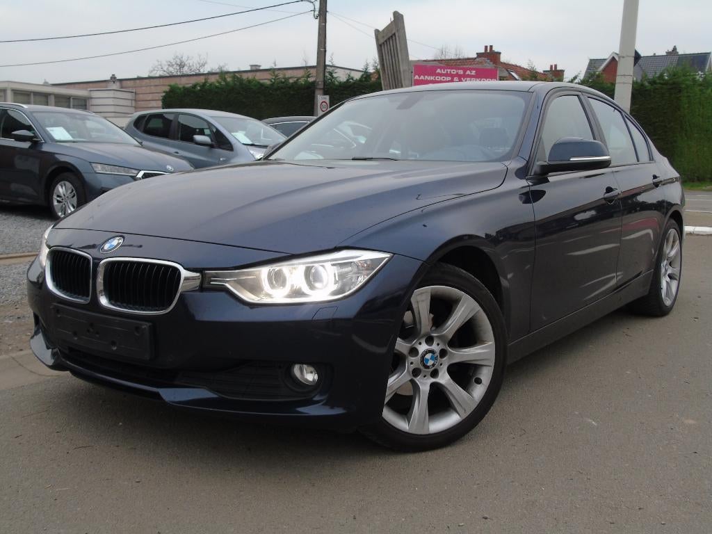 Bmw 318dA *06/2013 **Navi* Keyless Go* Xenon* AUTOMAAT, Auto's, BMW, Automaat, Euro 5, 1995 cc, 5 deurs