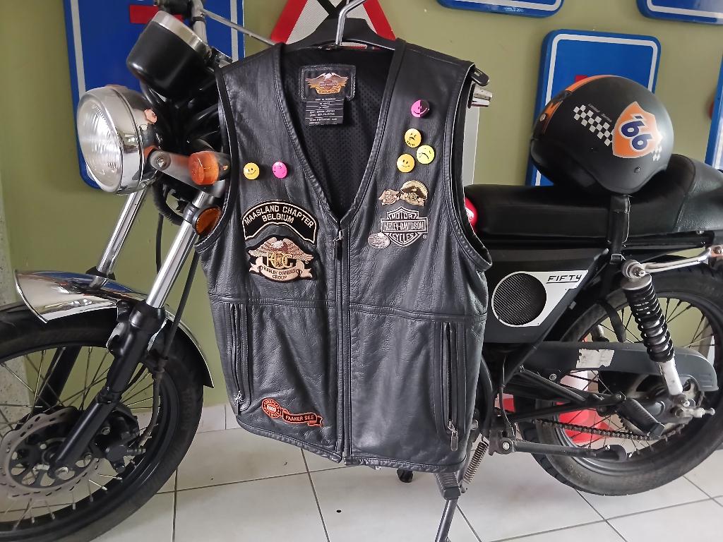 Als je deze  eye-catcher graag ziet ,  graag bieden hoor, Motoren, Ophalen, Tweedehands, Dames, Jas | leer