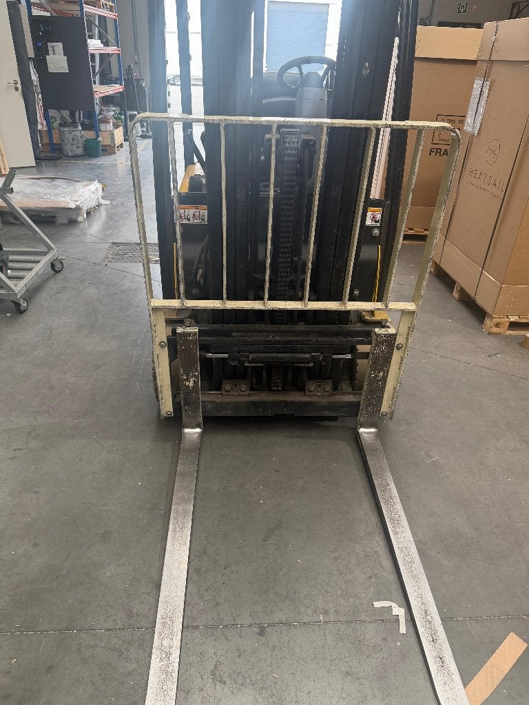 Yale ERP18VT heftruck 48V 2013 – batterij nieuw 08/2025, Ophalen, 1000 tot 2000 kg, Elektrisch, Heftruck