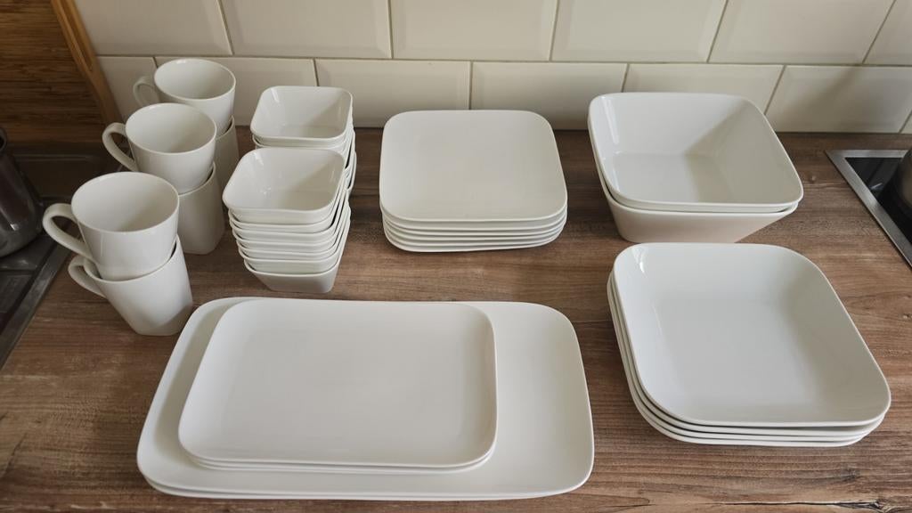 37-delig wit servies, Ophalen