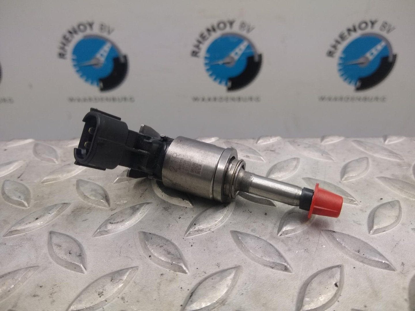 RENAULT MEGANE BRANDSTOF INJECTOR / VERSTUIVER 2016, Ophalen of Verzenden, Gebruikt, Stiba lid